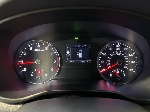 Used 2019 Kia Sportage LX FWD image 17