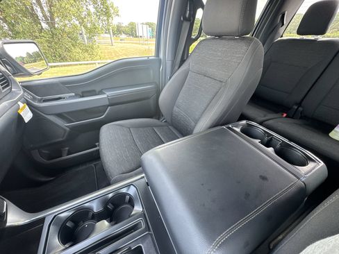Used 2025 Ford F150 XLT w/ Equipment Group 302A MID AWD/4WD image 21