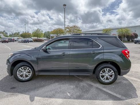Used 2017 Chevrolet Equinox LT w/ Convenience Package image 8