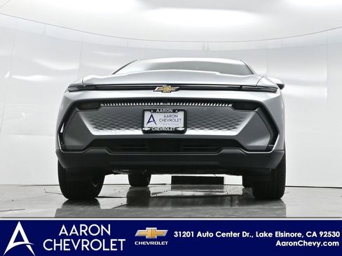 New 2026 Chevrolet Equinox EV LT image 43