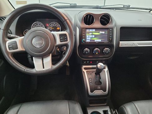 Used 2017 Jeep Compass High Altitude AWD/4WD image 22