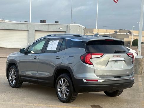 Used 2024 GMC Terrain SLT w/ Infotainment Package II AWD/4WD image 7