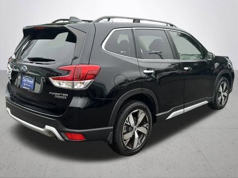 Used 2019 Subaru Forester Touring image 7