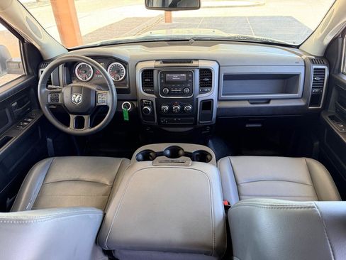 Used 2019 RAM 1500 Tradesman w/ Chrome Appearance Group RWD image 14