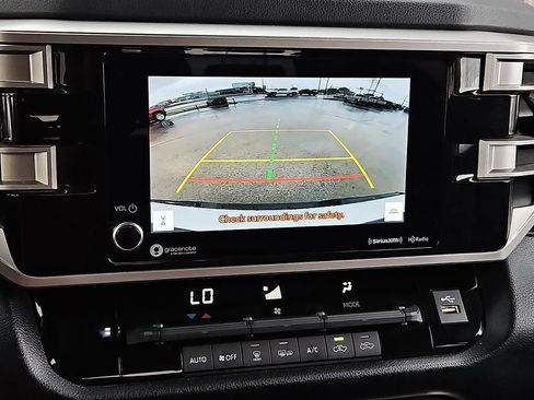 Used 2022 Toyota Tundra SR5 AWD/4WD image 20