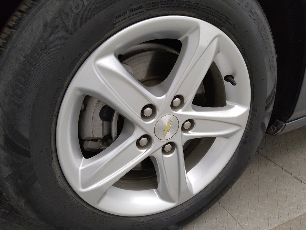 Used 2020 Chevrolet Malibu LS FWD image 31