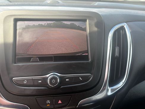 Used 2024 Chevrolet Equinox LT FWD image 25