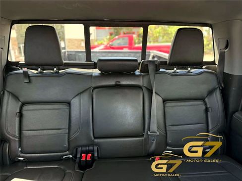 Used 2019 GMC Sierra 1500 Denali w/ Denali Ultimate Package AWD/4WD image 13