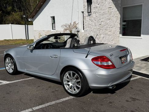 Used 2007 Mercedes-Benz SLK 350 image 11