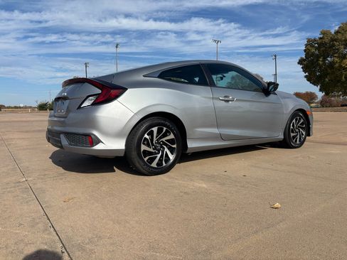 Used 2018 Honda Civic LX-P image 23