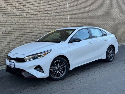 Used 2023 Kia Forte GT-Line w/ GT-Line Premium Package image 31