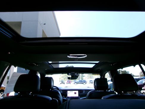 New 2026 Jeep Grand Wagoneer Limited AWD/4WD image 19