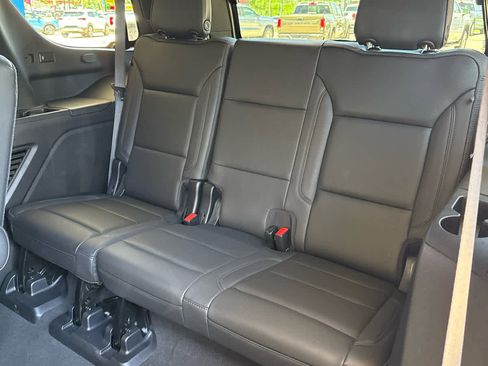 Used 2021 Chevrolet Tahoe High Country image 23