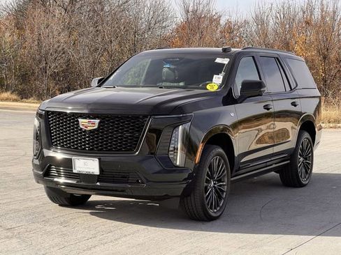 Certified 2026 Cadillac Escalade Platinum Sport image 9