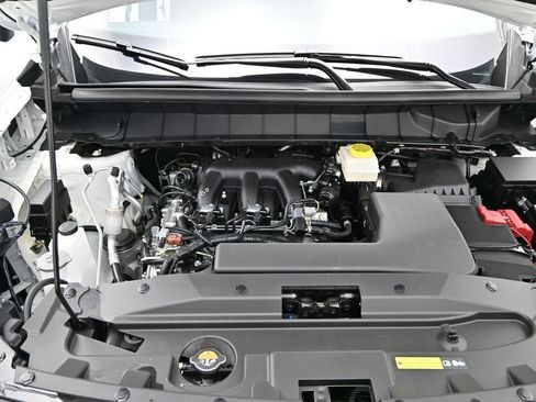 New 2026 Nissan Pathfinder SL FWD image 5