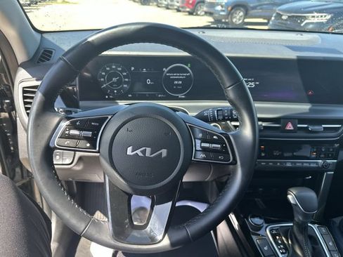 Used 2024 Kia Seltos S AWD/4WD image 15