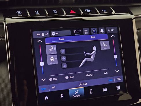 New 2025 Jeep Grand Cherokee L Laredo w/ Luxury Tech Group I AWD/4WD image 22