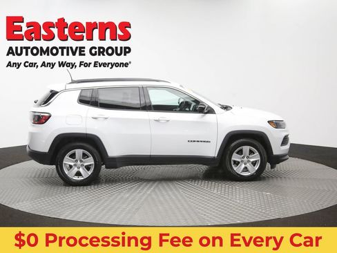 Used 2022 Jeep Compass Latitude w/ Convenience Group FWD image 44