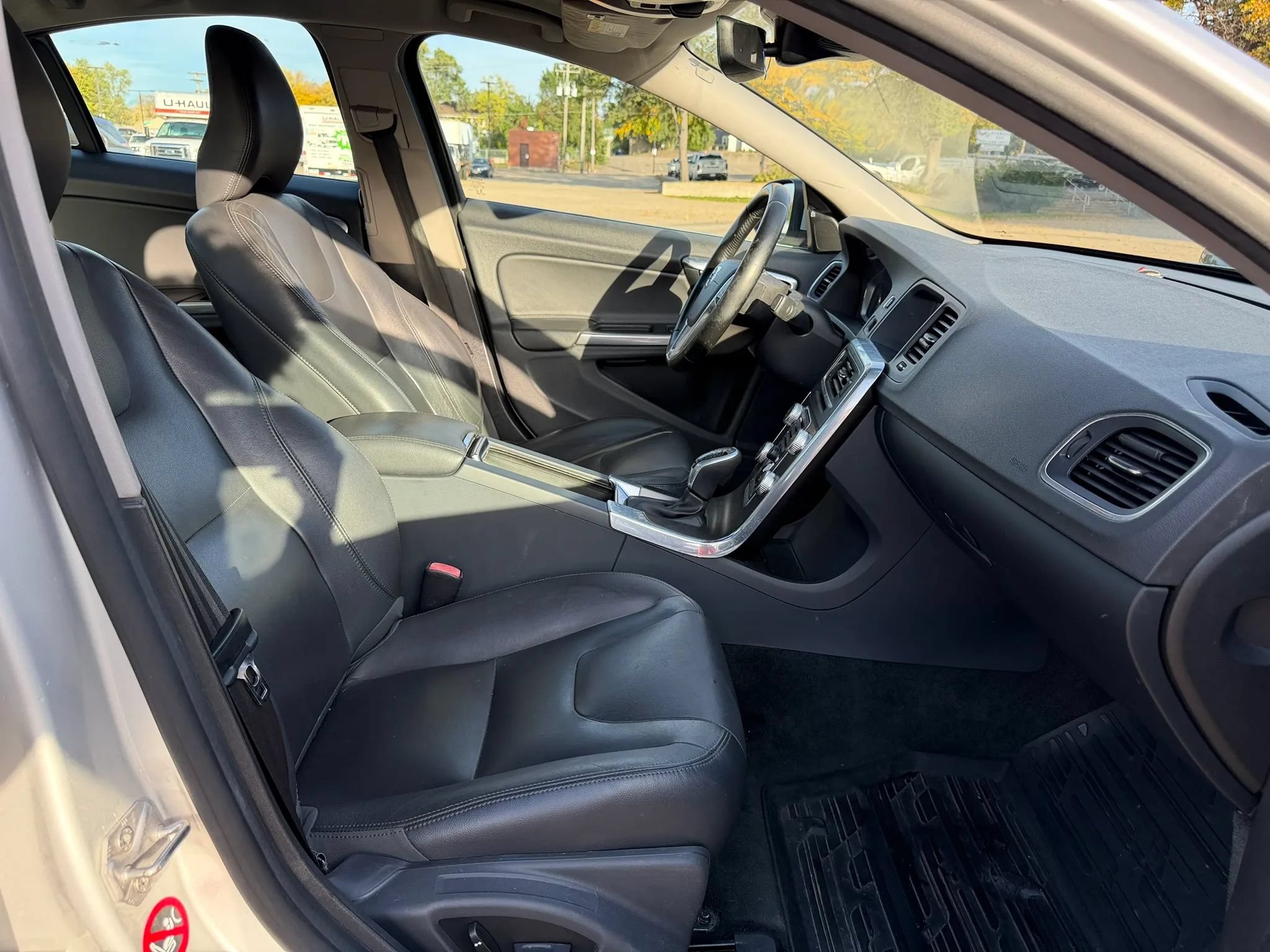Used 2015 Volvo S60 T5 Premier w/ Convenience Package AWD/4WD image 19
