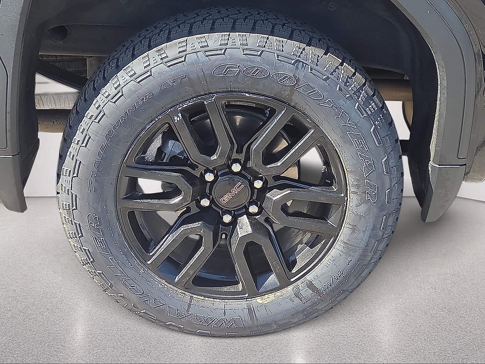 Used 2022 GMC Sierra 1500 Elevation w/ X31 Off-Road Package AWD/4WD image 17