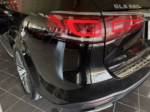 Used 2020 Mercedes-Benz GLS 580 4MATIC image 47