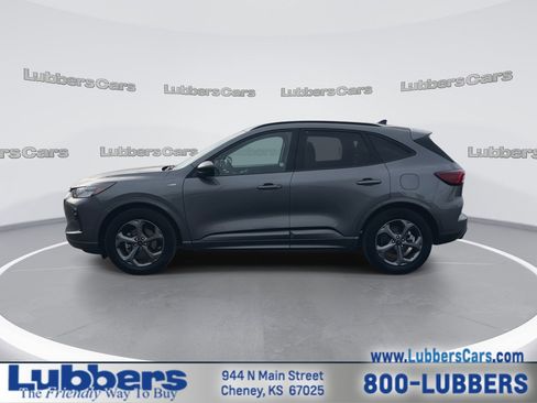 Used 2024 Ford Escape ST-Line w/ Cold Weather Package image 5