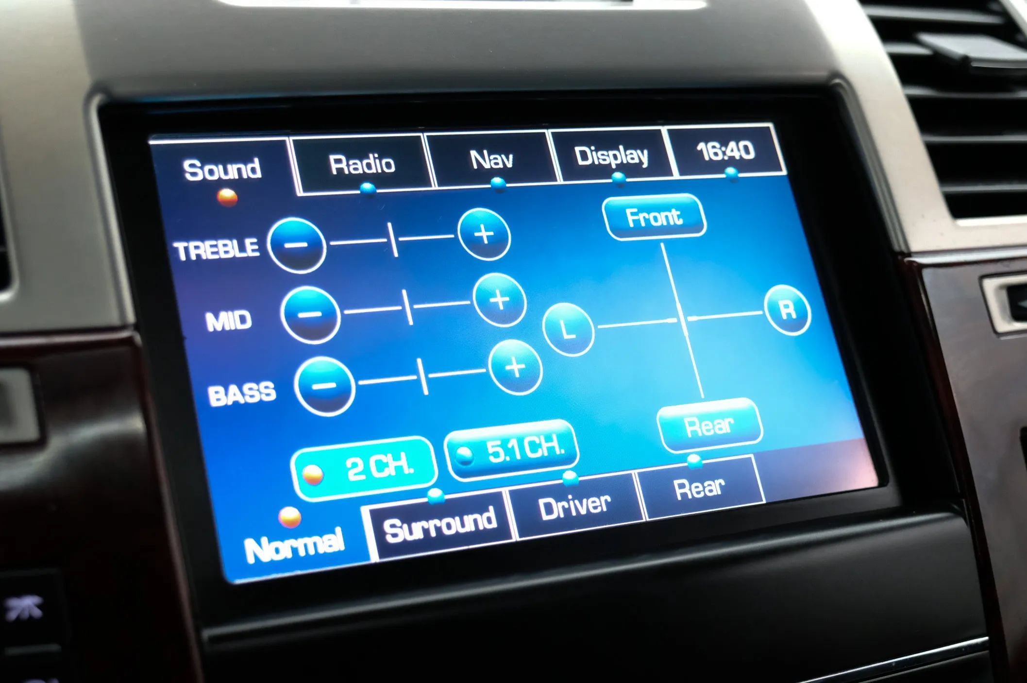 Used 2012 Cadillac Escalade EXT Premium AWD/4WD image 34