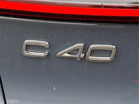 Certified 2023 Volvo C40 P8 Recharge Ultimate w/ Protection Package Premier image 30