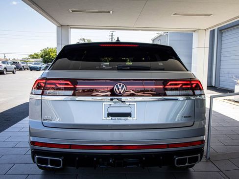 New 2026 Volkswagen Atlas Cross Sport SEL Premium R-Line AWD/4WD image 19