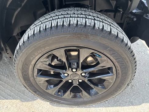 Used 2023 Jeep Wrangler Unlimited Sahara w/ Cold Weather Group AWD/4WD image 28