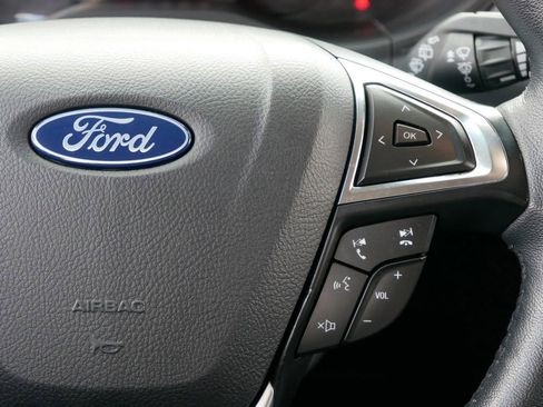 Used 2024 Ford Edge Titanium image 18