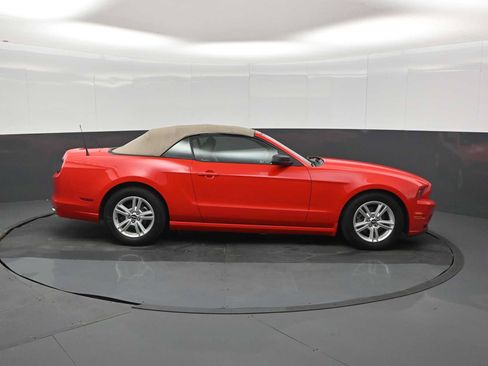 Used 2014 Ford Mustang Convertible w/ Equipment Group 102A RWD image 4