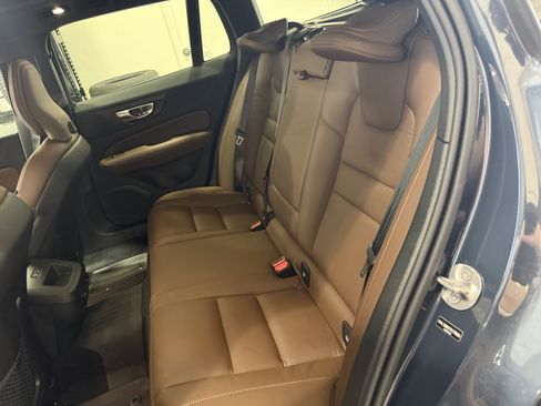 New 2026 Volvo V60 B5 Cross Country Plus w/ Climate Package image 27