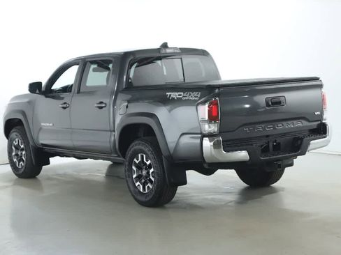Certified 2022 Toyota Tacoma TRD Off-Road image 37