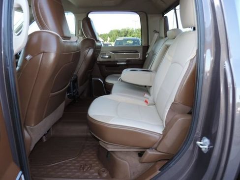 Used 2019 RAM 2500 Laramie AWD/4WD image 23