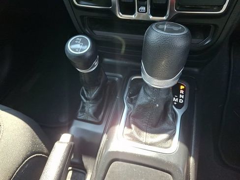 Used 2021 Jeep Wrangler Unlimited Sport AWD/4WD image 14