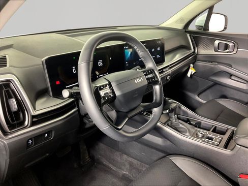 Certified 2026 Kia Sorento S AWD/4WD image 17
