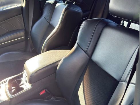 Used 2014 Dodge Charger R/T RWD image 11