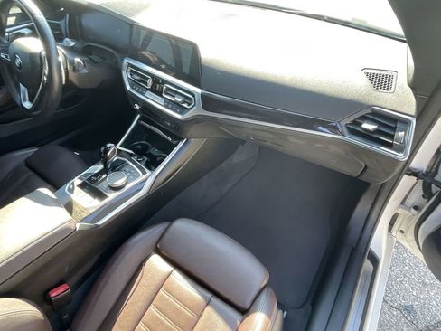 Used 2022 BMW 430i Convertible w/ Premium Package image 37