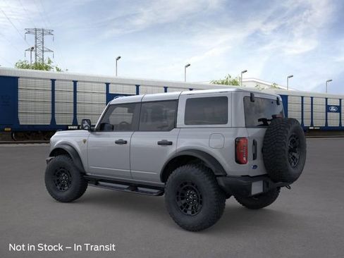 New 2026 Ford Bronco Badlands image 4