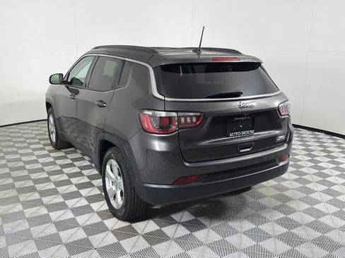 Used 2020 Jeep Compass Latitude w/ Popular Equipment Group FWD image 7