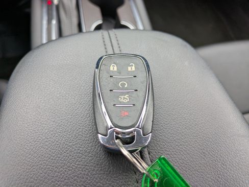 Used 2016 Chevrolet Malibu LT w/ Leather Package image 29