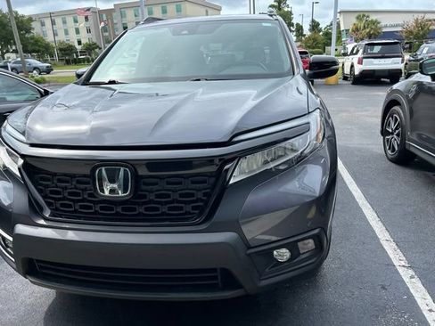 Used 2021 Honda Passport Touring image 2