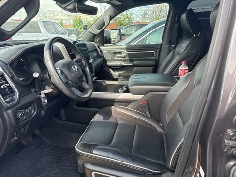 Used 2023 RAM 1500 Laramie image 6