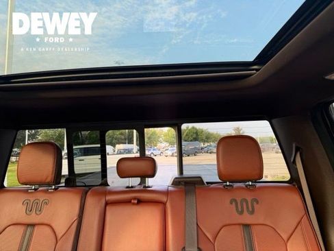 Used 2022 Ford F250 King Ranch w/ King Ranch Ultimate Package AWD/4WD image 22