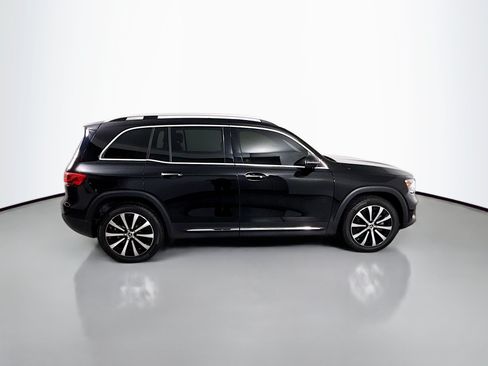 Used 2021 Mercedes-Benz GLB 250 image 8