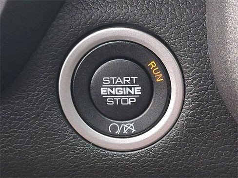 Used 2024 RAM 2500 Tradesman w/ Chrome Appearance Group image 22