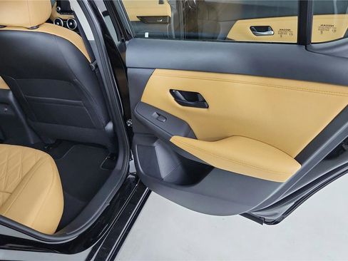 Certified 2025 Nissan Sentra SV w/ SV Premium Package image 27