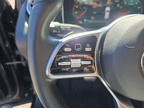 Used 2021 Mercedes-Benz GLA 250 4MATIC image 25