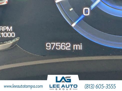 Used 2016 Cadillac XTS Premium image 28